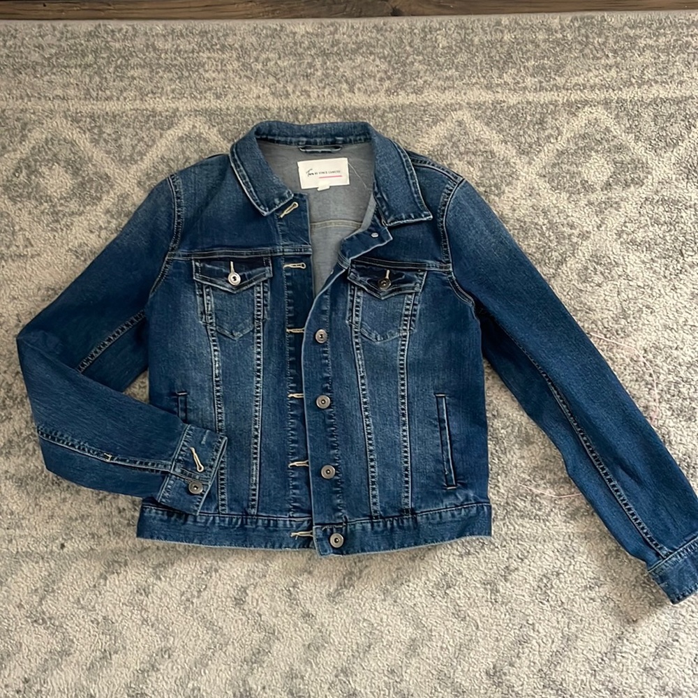 Two by Vince Camuto jean jacket